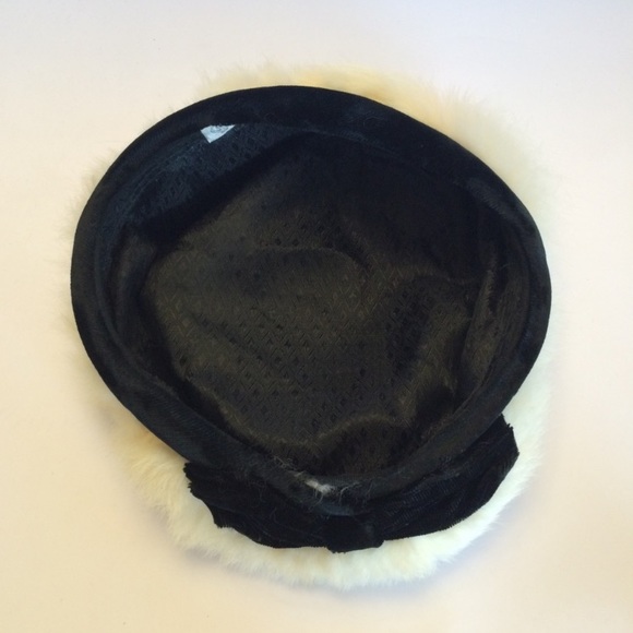 Vintage Fur Hat With Velvet Bow - Picture 4 of 4
